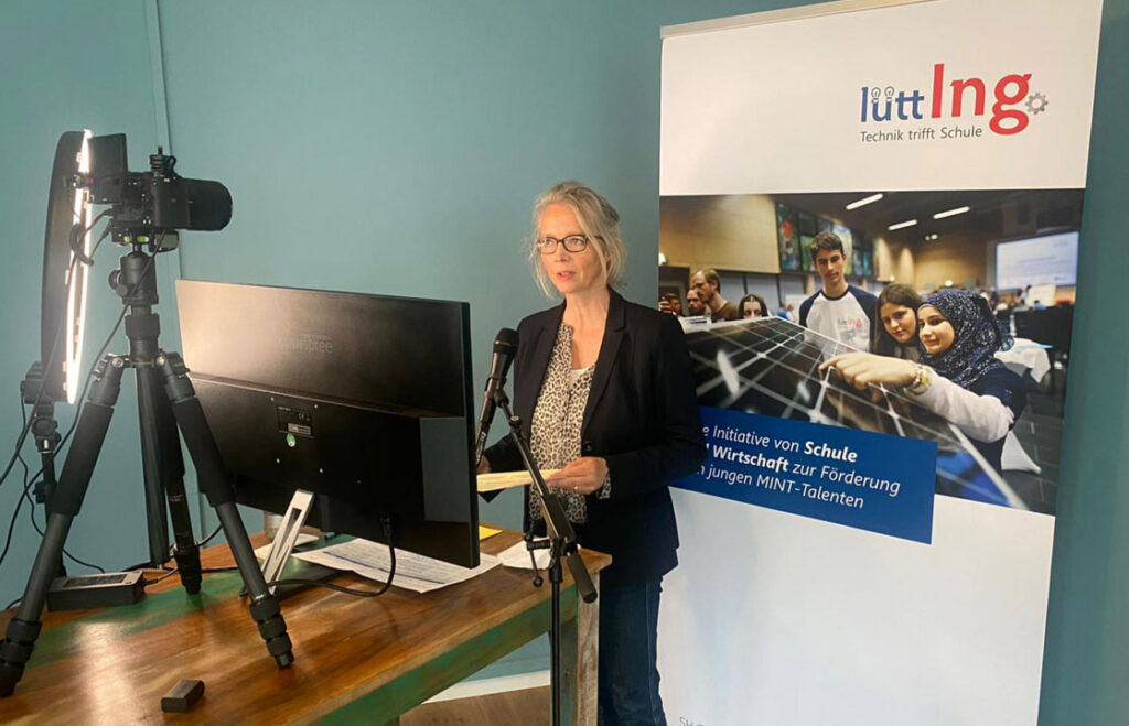 Online-Moderation Sabine Petersen